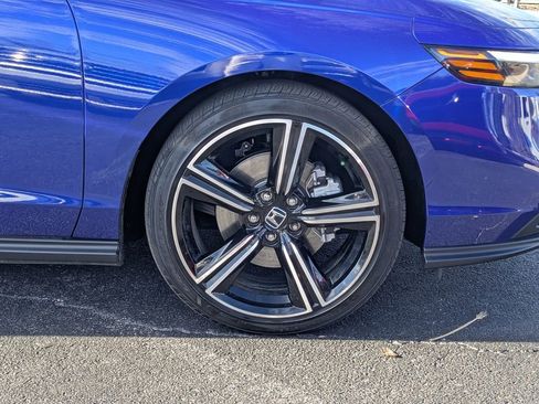 Used 2025 Honda Accord Sport image 13