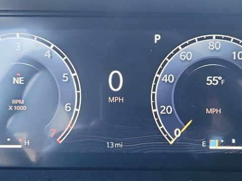 New 2026 Jeep Grand Cherokee L Laredo image 12