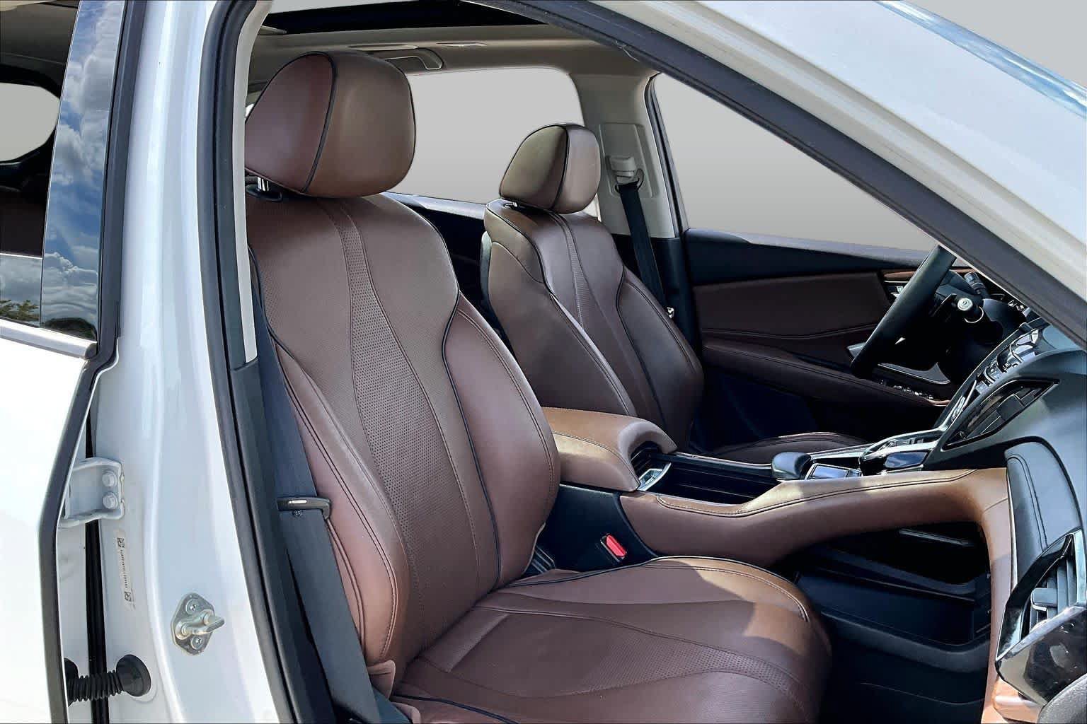 Used 2020 Acura RDX w/ Advance Package FWD image 8