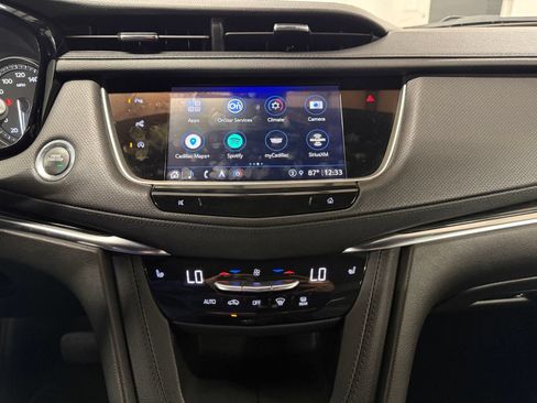 Used 2022 Cadillac XT5 Premium Luxury w/ Technology Package FWD image 14