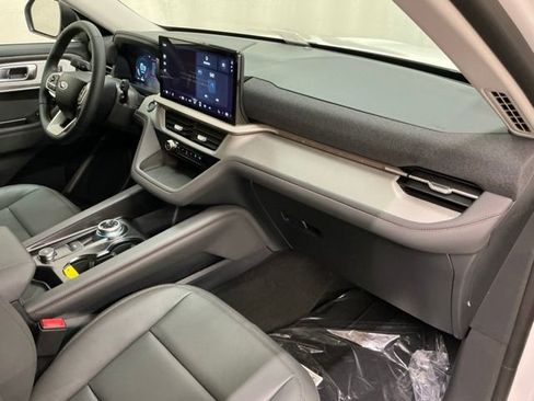 New 2026 Ford Explorer Active image 20