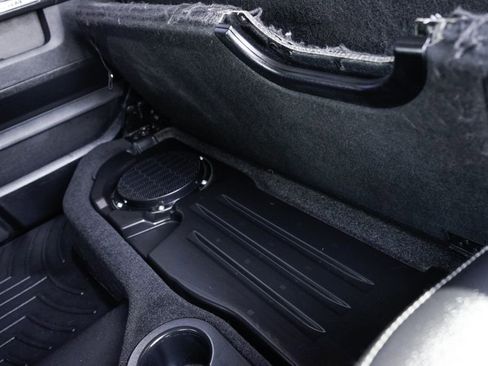 Used 2017 RAM 1500 Laramie w/ Convenience Group image 41