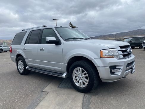 Used 2017 Ford Expedition Limited image 18