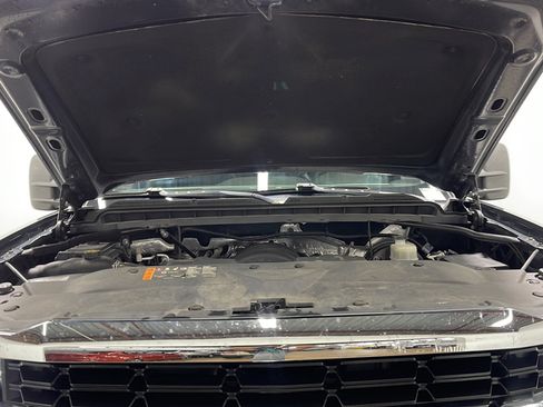Used 2018 Chevrolet Silverado 1500 LT AWD/4WD image 23