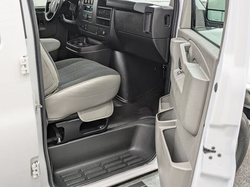 Used 2025 GMC Savana 2500 w/ Driver Convenience Package RWD image 13