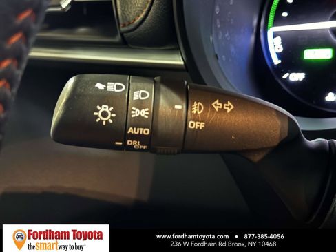 Used 2024 Toyota Sienna XSE w/ XSE Plus Package image 23