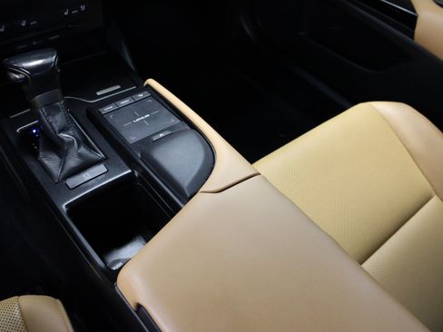 Used 2022 Lexus ES 350 w/ Premium Package FWD image 17