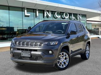 Used 2023 Jeep Compass Latitude video 1