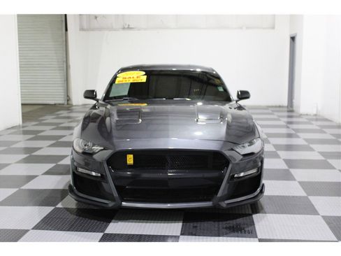 Used 2019 Ford Mustang GT Premium image 2