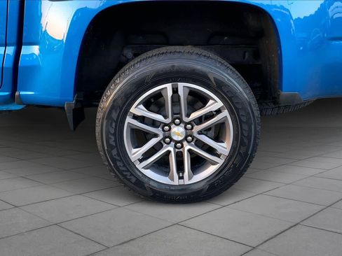 Used 2022 Chevrolet Colorado W/T w/ Custom Special Edition image 11