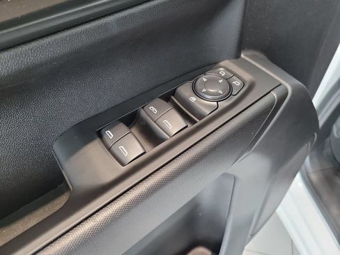 Used 2026 Chevrolet Silverado 1500 Custom RWD image 13