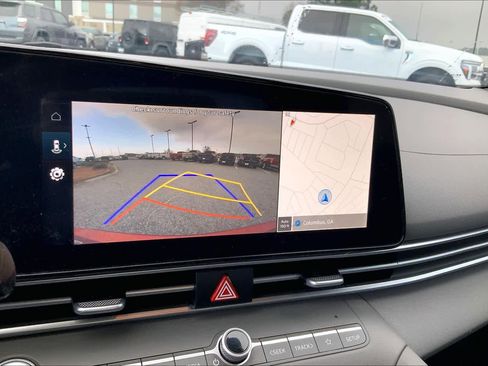 Used 2023 Hyundai Elantra SEL w/ Convenience Package image 26