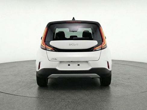 Used 2025 Kia Soul LX w/ LX Technology Package image 7