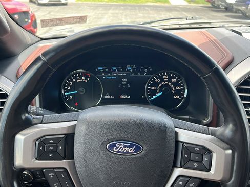 Used 2020 Ford F150 Platinum w/ Equipment Group 701A Luxury AWD/4WD image 21
