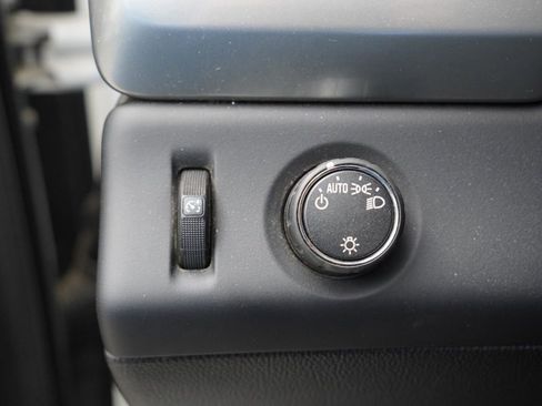 Used 2015 Chevrolet Tahoe LT RWD image 11