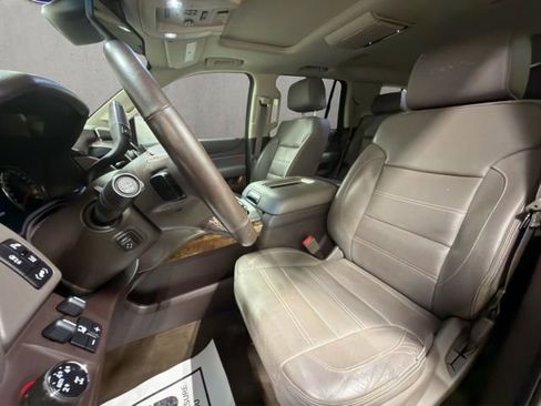 Used 2015 GMC Yukon Denali w/ Touring Package AWD/4WD image 12