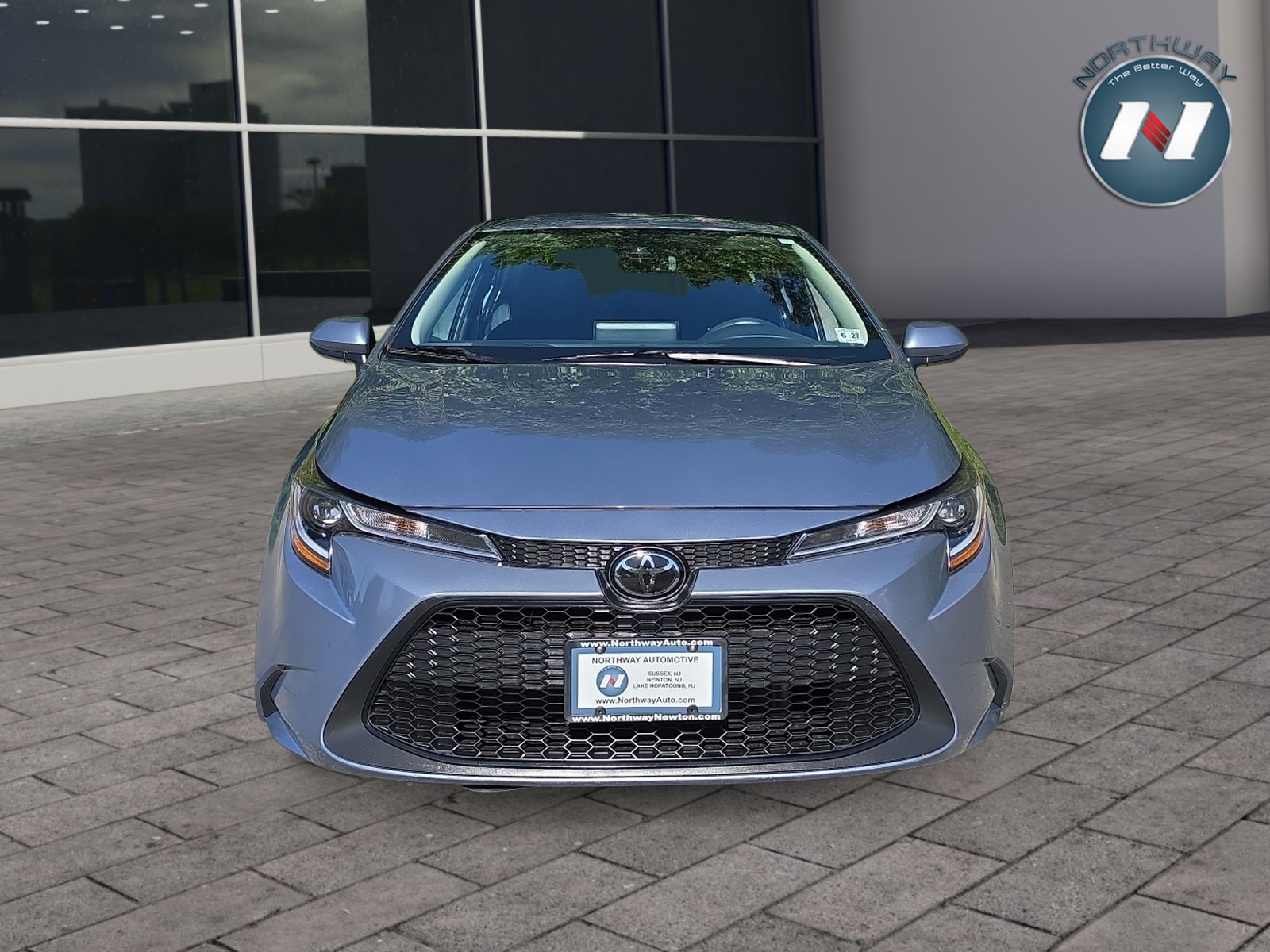 Used 2022 Toyota Corolla LE FWD image 8