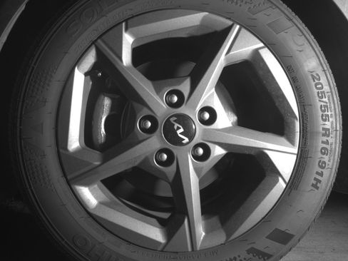 Used 2025 Kia K4 LXS FWD image 12