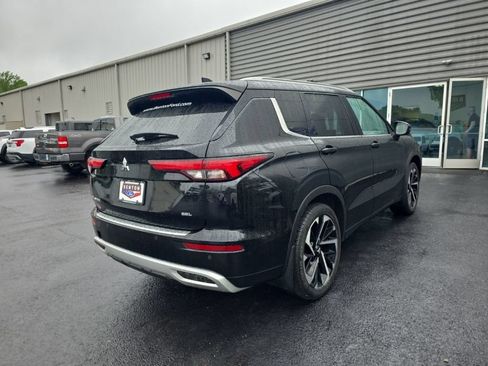 Used 2023 Mitsubishi Outlander SEL Black Edition AWD/4WD image 5