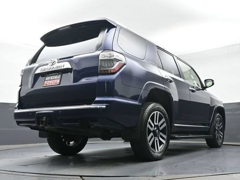 Certified 2024 Toyota 4Runner Limited AWD/4WD image 33