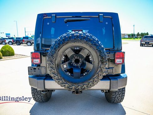 Used 2017 Jeep Wrangler Unlimited Sport AWD/4WD image 6