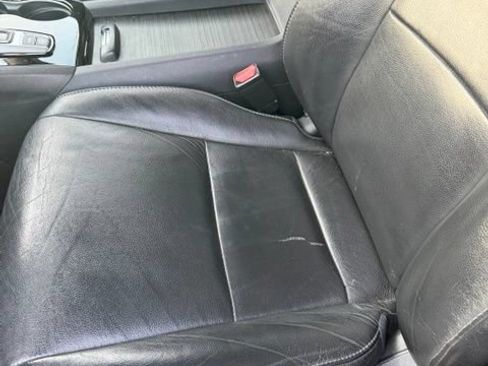 Used 2019 Honda Pilot Touring image 3