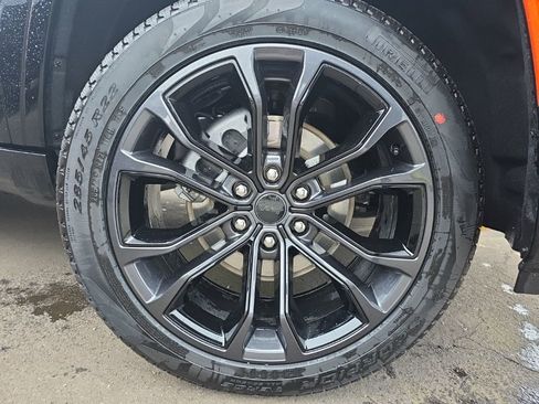 New 2026 Jeep Grand Wagoneer Summit w/ Premium Group III AWD/4WD image 8