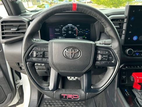 Used 2025 Toyota Tundra TRD Pro AWD/4WD image 9