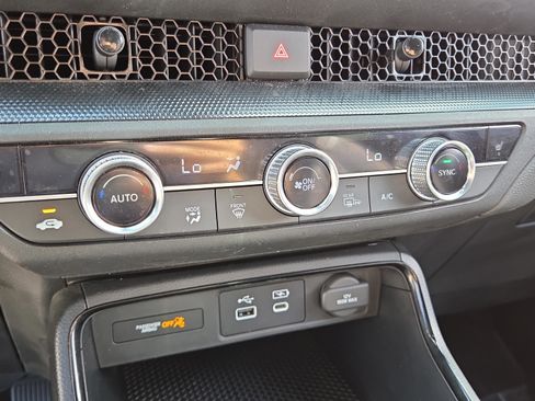 Used 2023 Honda CR-V Sport image 27