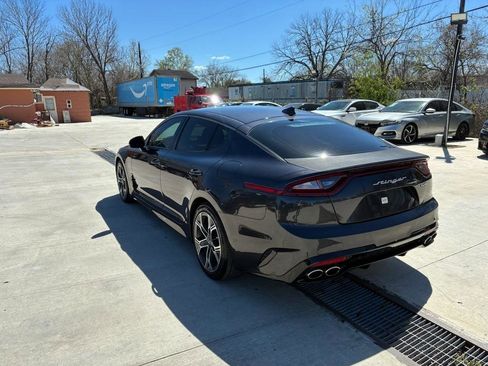 Used 2020 Kia Stinger GT-Line image 5