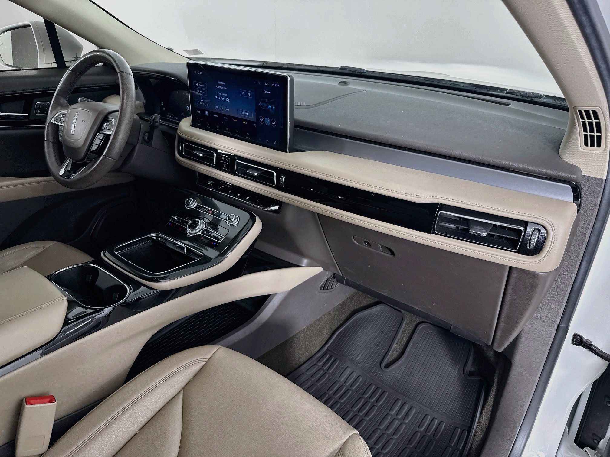 Used 2022 Lincoln Nautilus FWD w/ Premium Package image 27