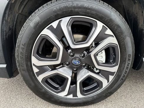 Used 2023 Subaru Ascent Limited w/ Technology Package AWD/4WD image 10