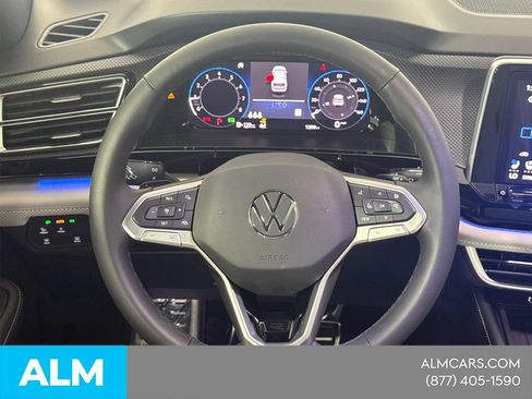 Used 2026 Volkswagen Atlas Cross Sport SEL Premium R-Line AWD/4WD image 26