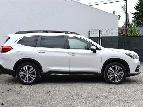 Used 2019 Subaru Ascent Limited AWD/4WD image 6