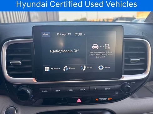 Certified 2025 Hyundai Venue SEL FWD image 23