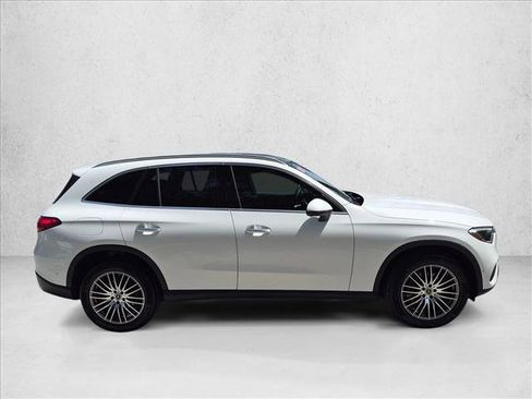 Certified 2026 Mercedes-Benz GLC 300 4MATIC image 4