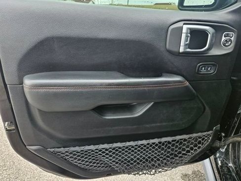 Used 2020 Jeep Gladiator Rubicon image 10