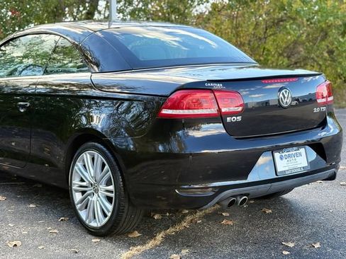 Used 2013 Volkswagen Eos FWD image 12