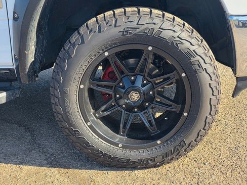 Used 2017 RAM 1500 Laramie image 29