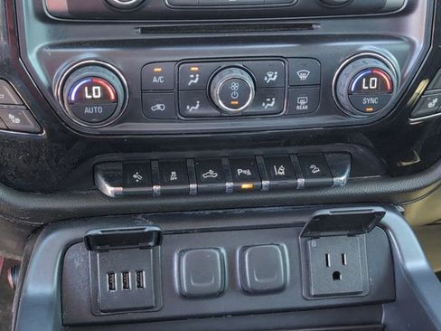 Used 2015 Chevrolet Silverado 1500 LTZ Z71 image 19