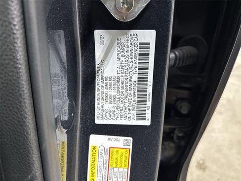 Used 2023 Honda Civic EX-L image 28