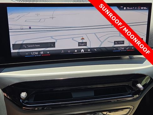 Used 2025 BMW M240i Coupe RWD image 17