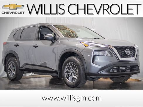 Used 2021 Nissan Rogue S AWD/4WD image 1