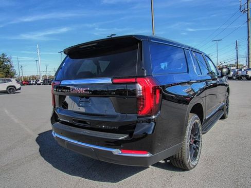 New 2026 GMC Yukon XL Elevation image 4