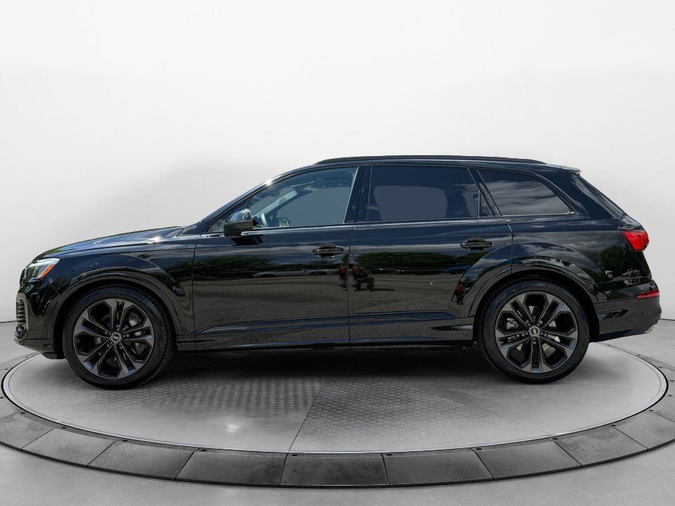 Certified 2026 Audi Q7 3.0T Premium Plus AWD/4WD image 4