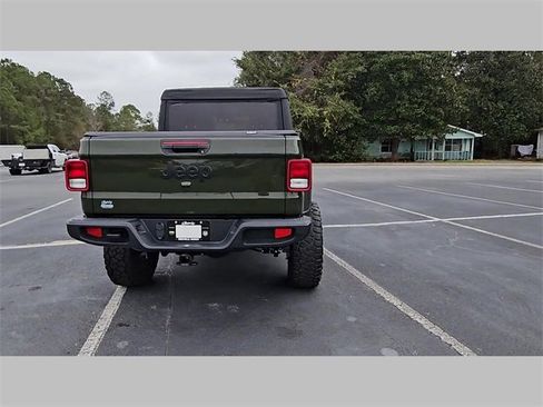 Used 2023 Jeep Gladiator Sport image 30