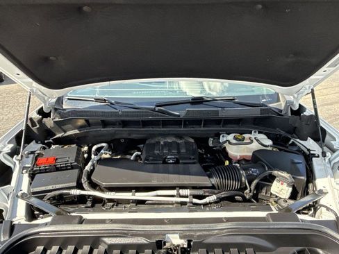 Used 2022 Chevrolet Silverado 1500 LT image 17