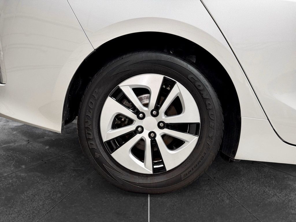 Used 2022 Toyota Prius Prime XLE FWD image 34