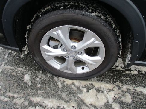 Certified 2023 Honda HR-V LX image 9