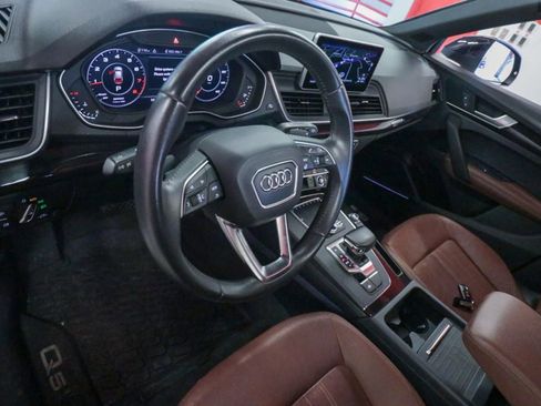 Used 2019 Audi Q5 2.0T Premium Plus w/ Premium Plus Package AWD/4WD image 12